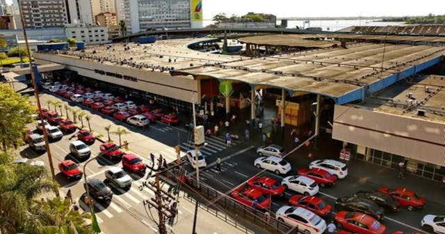 Conheça a Rodoviária de Porto Alegre: centro da mobilidade, conectando a todos com segurança e conforto. Descubra serviços e integração com o transporte.